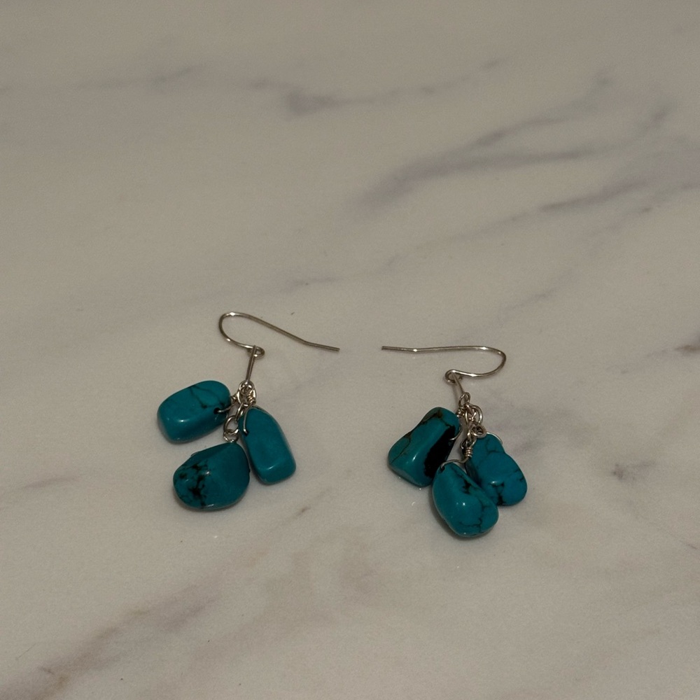 Vintage turquoise hanging earrings